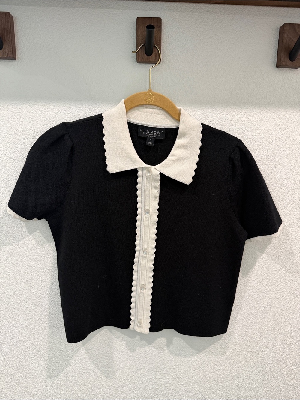 Laundry By Shelli Segal Black Top with Cream Scalloped Collar and Placket